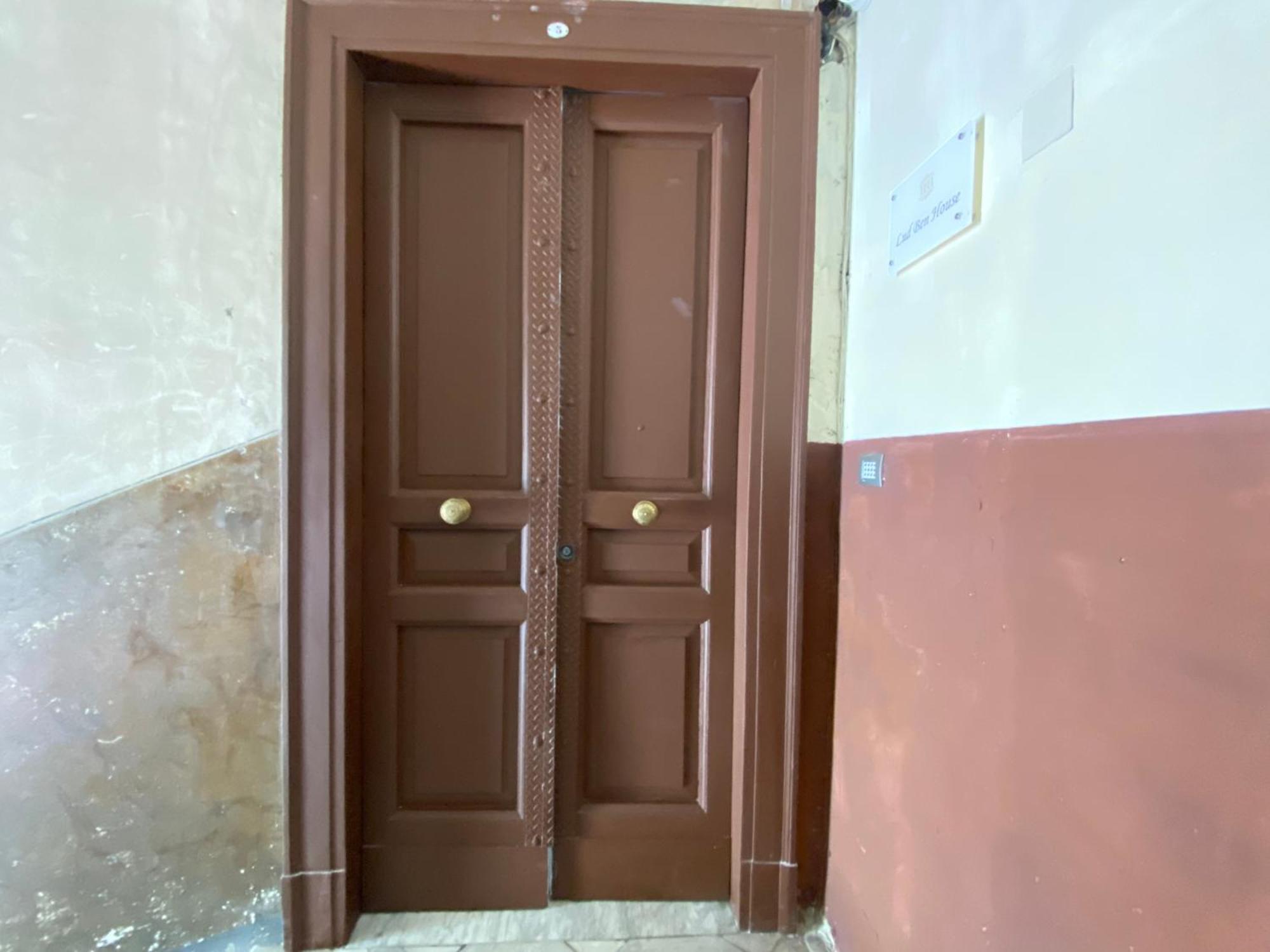 Ludben Dante Hotel Naples Luaran gambar
