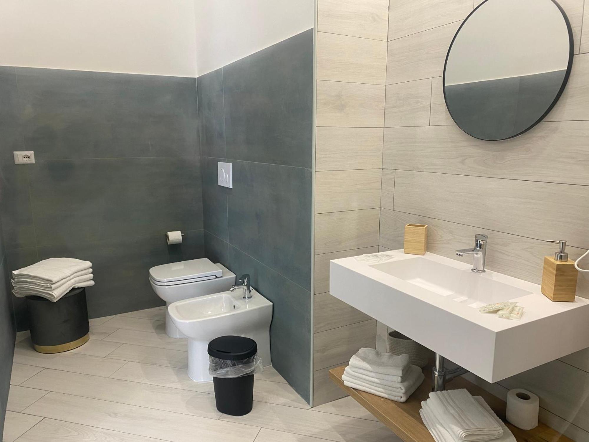 Ludben Dante Hotel Naples Luaran gambar