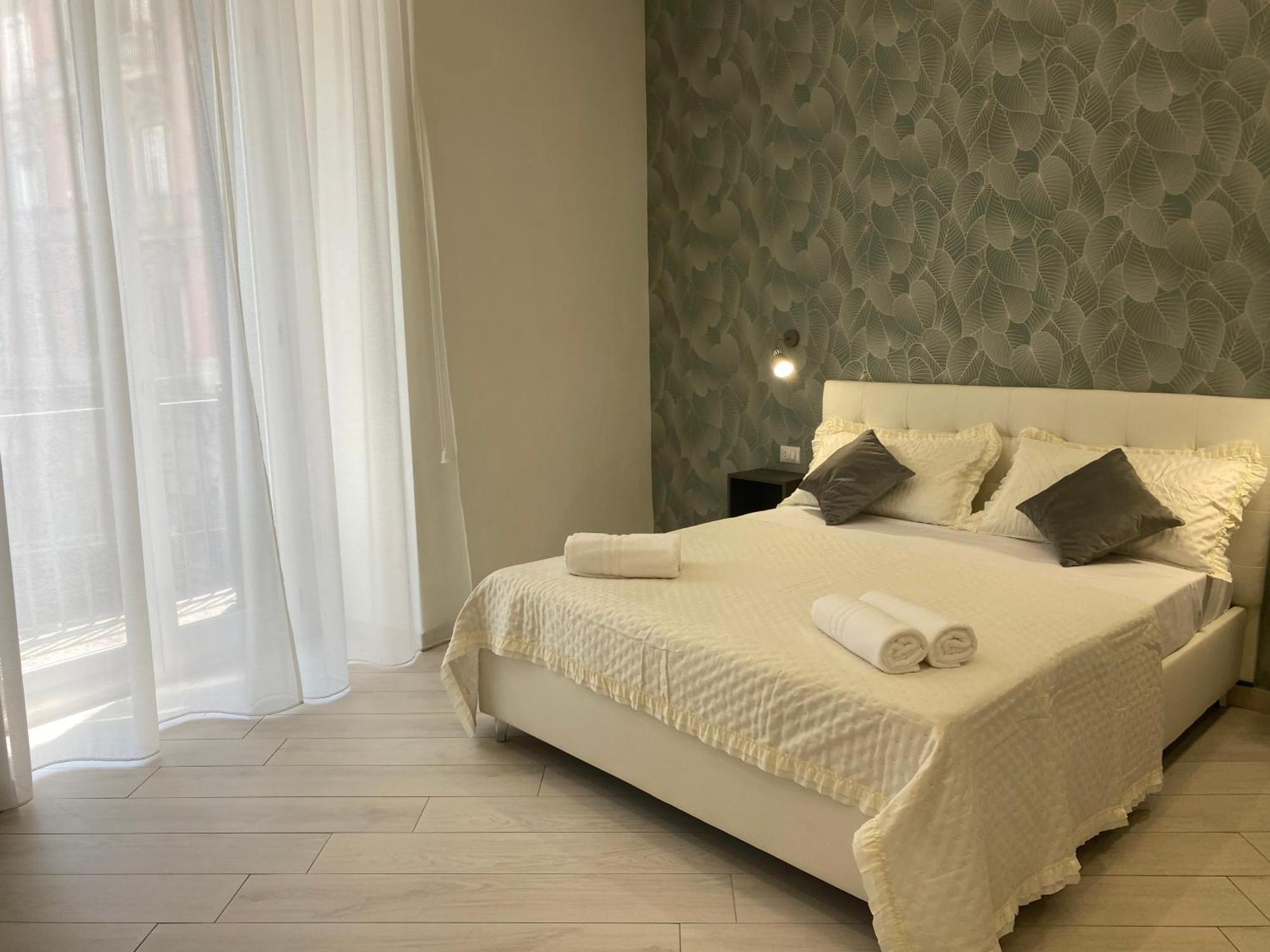Ludben Dante Hotel Naples Luaran gambar
