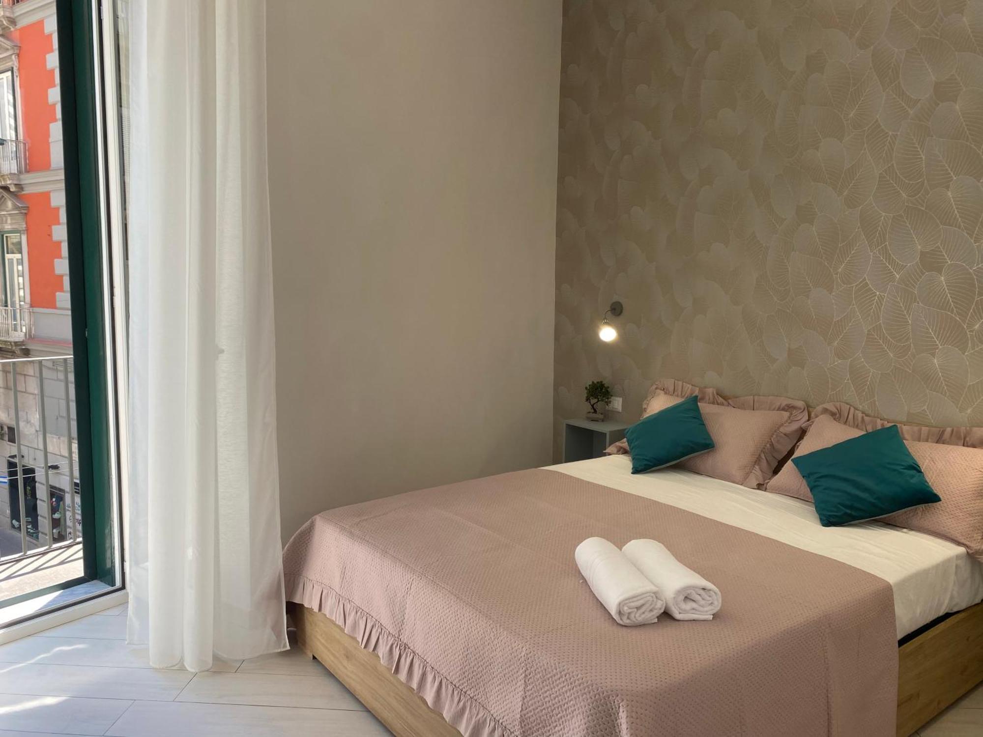 Ludben Dante Hotel Naples Luaran gambar