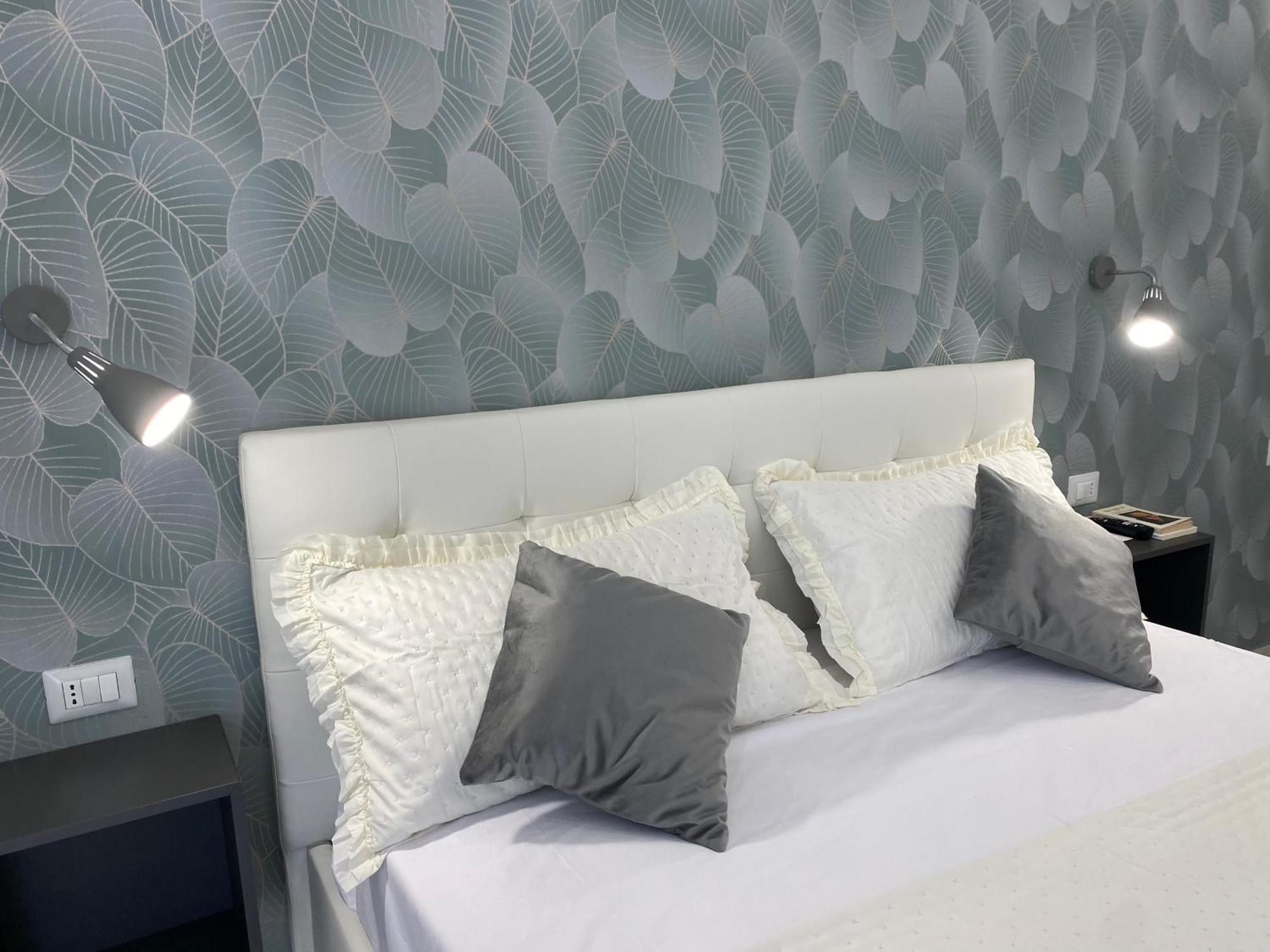Ludben Dante Hotel Naples Luaran gambar