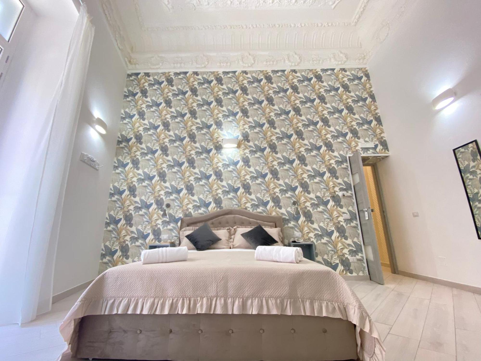 Ludben Dante Hotel Naples Luaran gambar