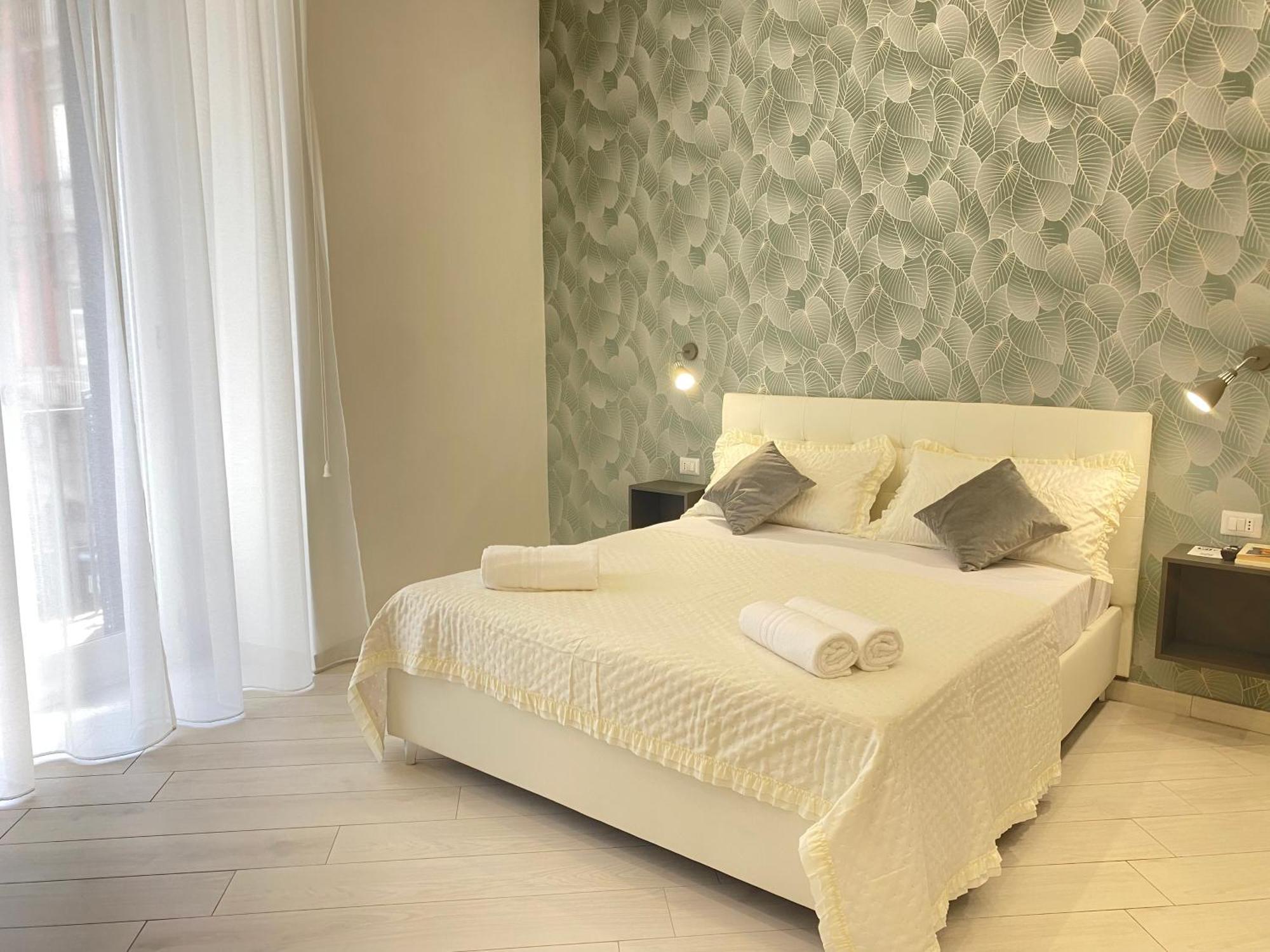 Ludben Dante Hotel Naples Luaran gambar