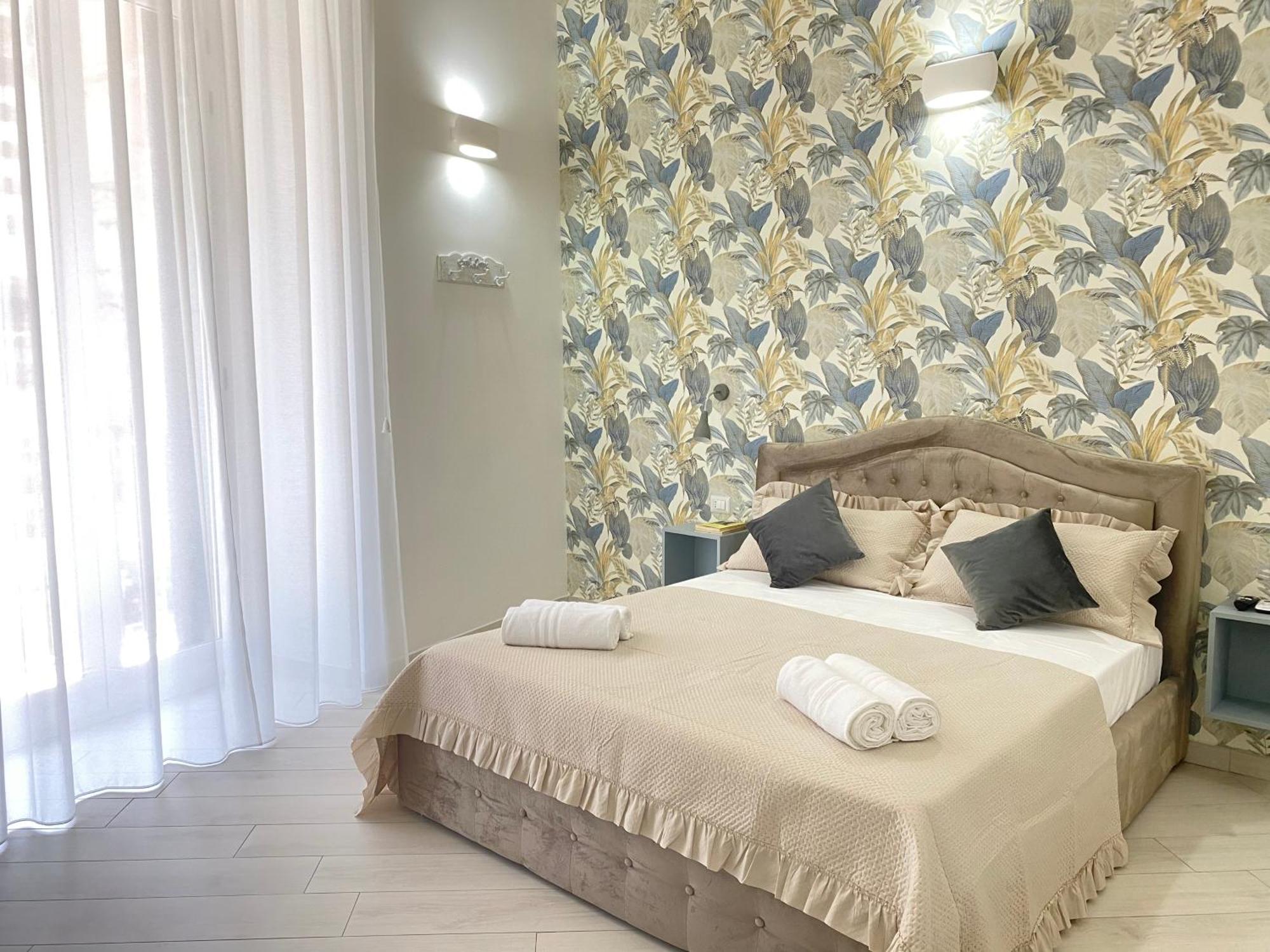 Ludben Dante Hotel Naples Luaran gambar